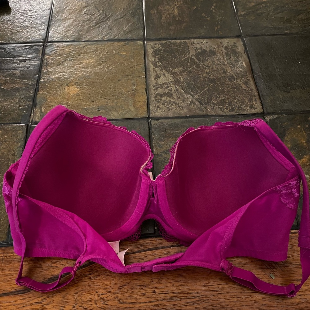 Victoria’s Secret Body by Victoria vintage purple/fuchsia lace demi bra 36D - Picture 6 of 7